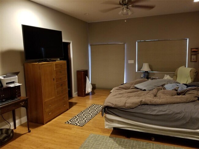 Building Photo - 1410 North St