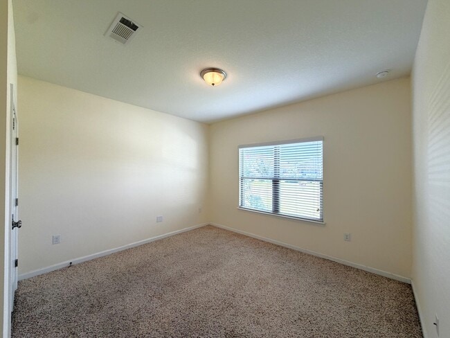 Building Photo - 316 Merlin Ct