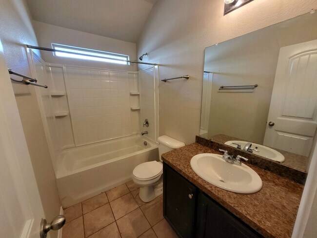 Building Photo - 7017 Mohegan Dr
