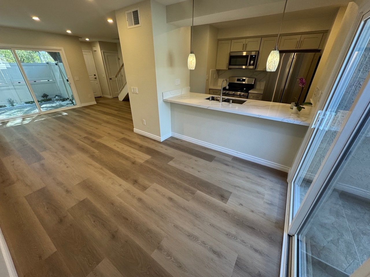 Building Photo - 28835 Conejo View Dr