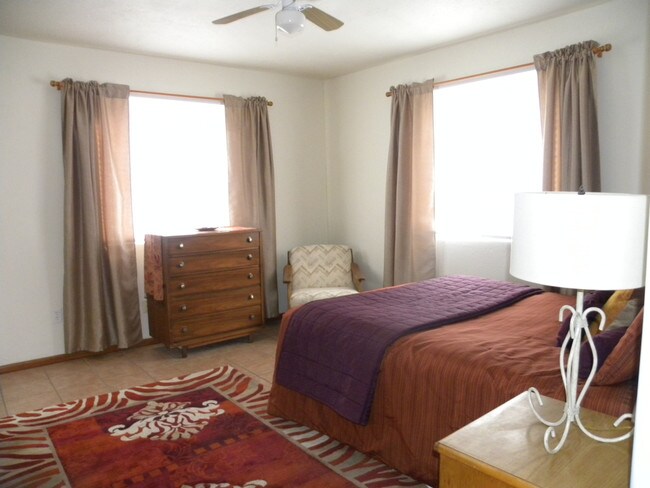 Master Bedroom - 1111 N Auburn Ave