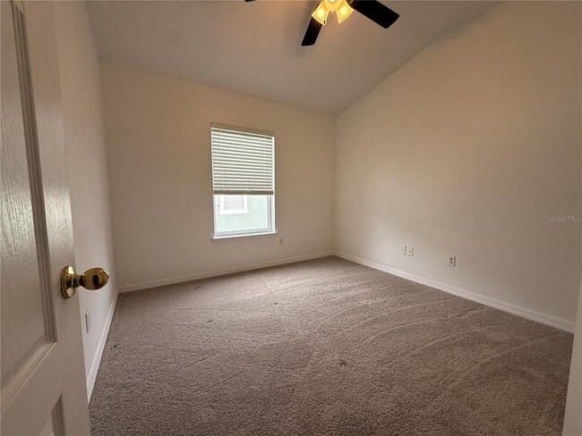 Building Photo - 10825 Spider Lily Dr