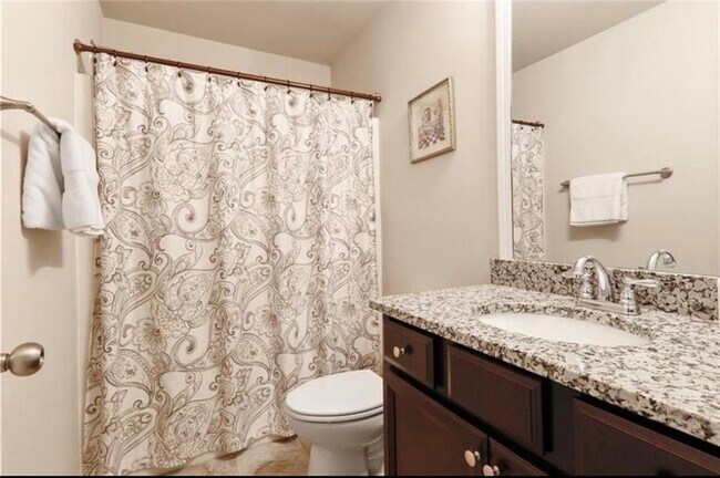 Building Photo - 3539 Peacock Rd