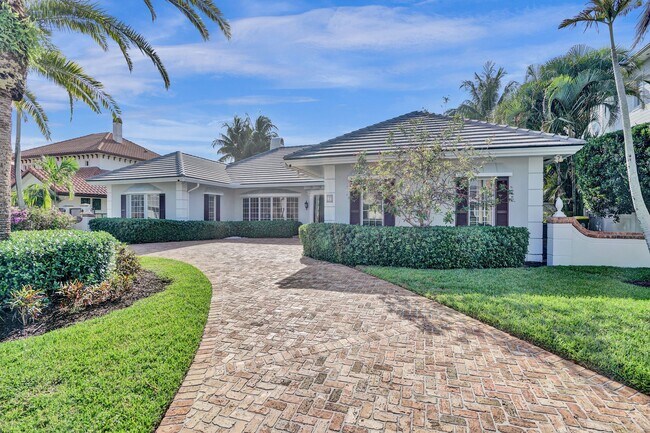 Building Photo - 7 Saranac Rd