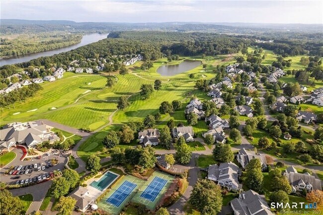 Building Photo - 5 Pierson Green