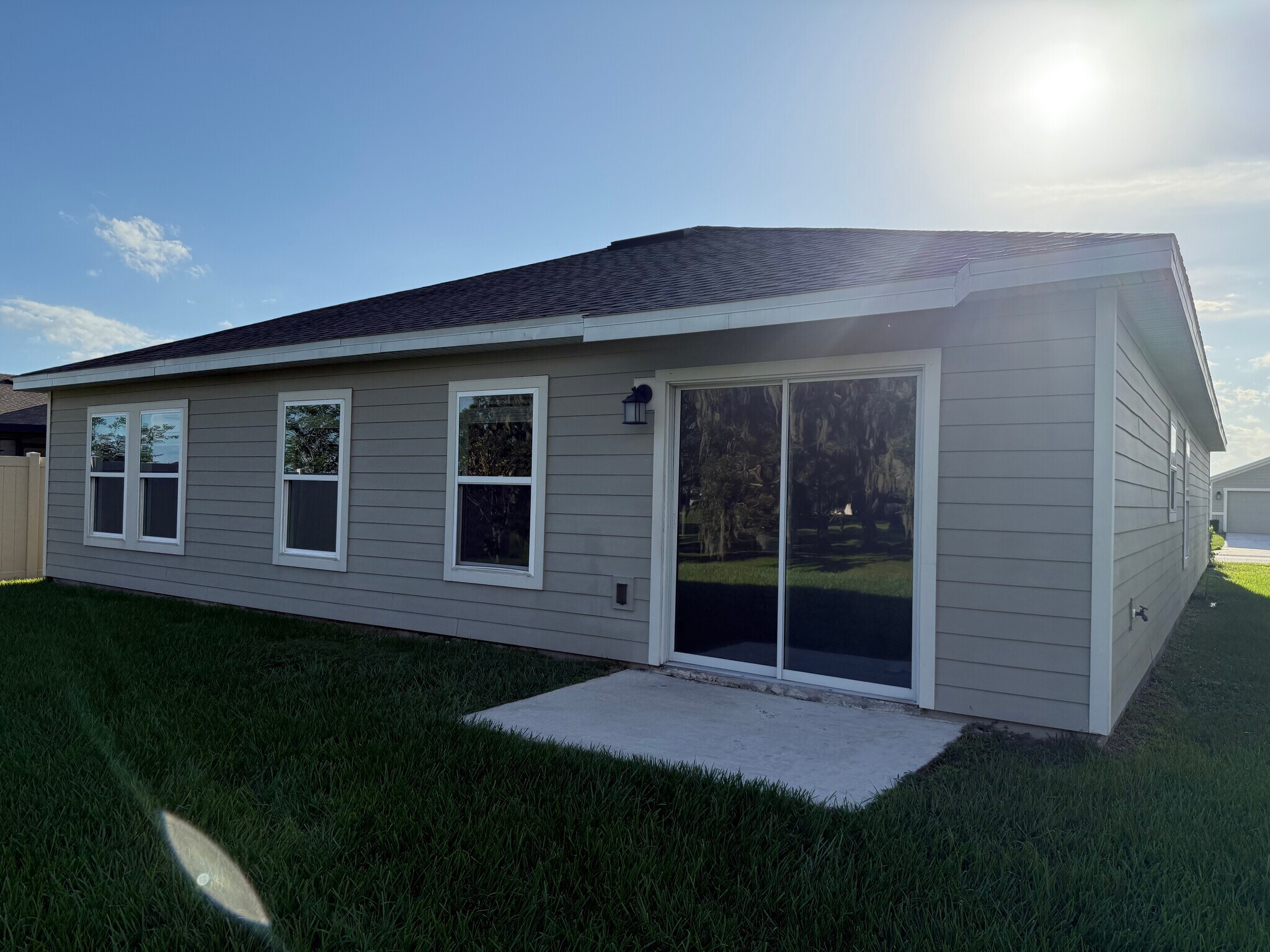Building Photo - 1975 Cricket Cradle Dr