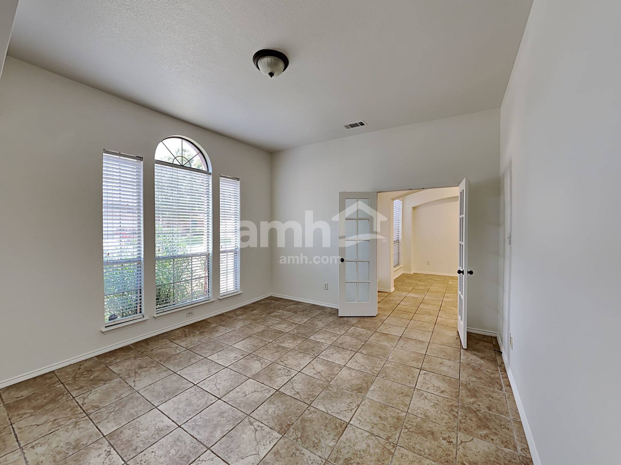 Building Photo - 200 Boardwalk Ave