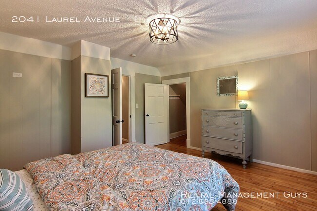 Building Photo - 2041 Laurel Ave