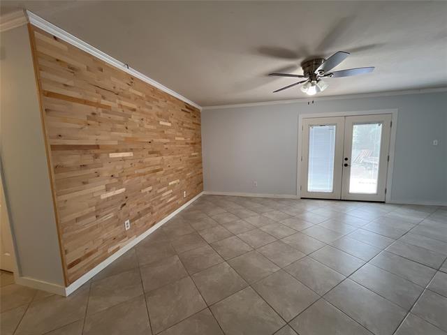 Building Photo - 12120 Bishop Dr