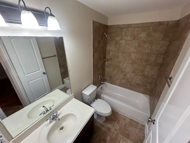 Building Photo - 3005 Flowering Springs Dr