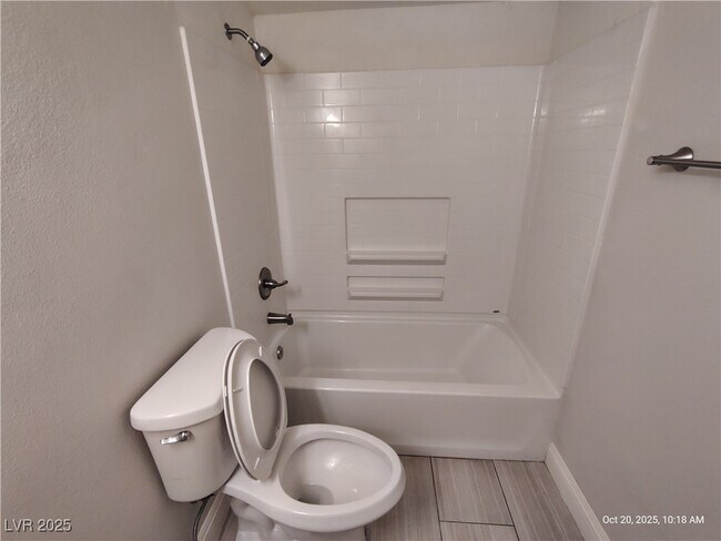 Building Photo - 3663 Kolendo Ct