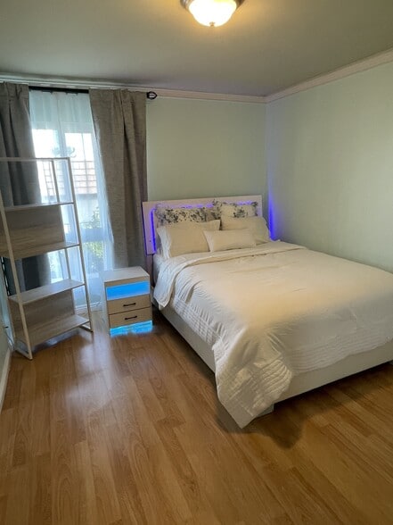 4th Bed Room/Office - 5271 Newcastle Ave