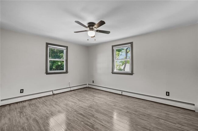 Building Photo - 2160 Mineral Spring Ave