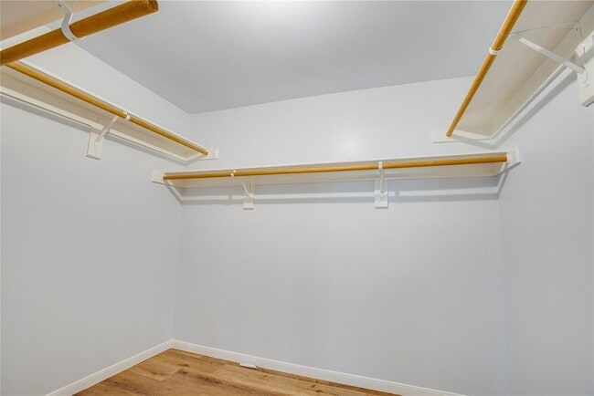 Building Photo - 605 Jeff Davis Ct