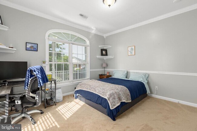 Building Photo - 4210 Stonehaven Way