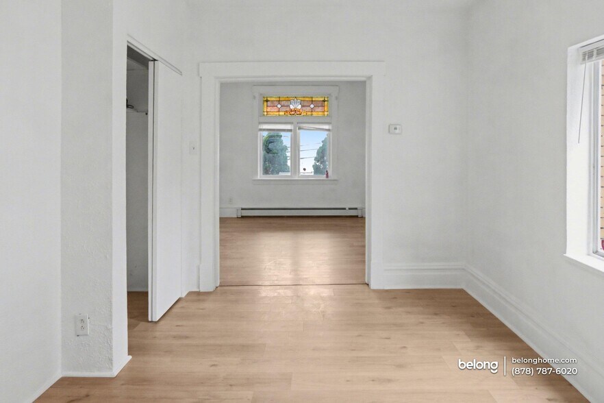 Building Photo - 2309 Valera Ave