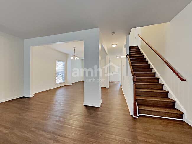 Building Photo - 1441 Bridgecross Pky