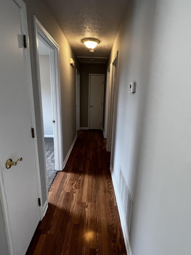 Building Photo - 9408 Pirouette Ave