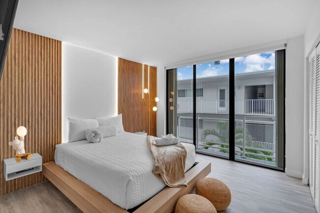 Building Photo - 468 Golden Isles Dr