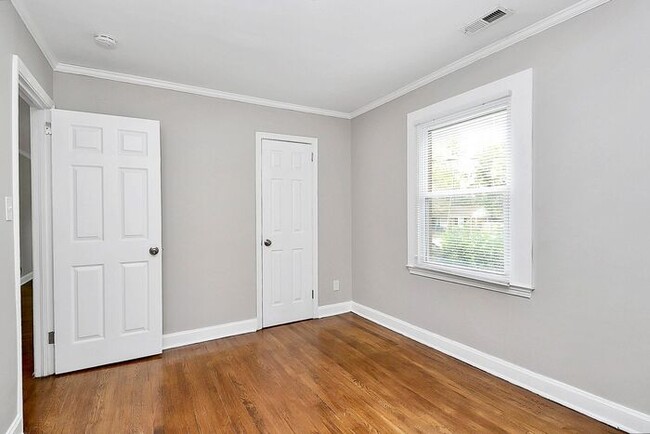 Building Photo - Charming 2BD/1BA Ranch in Druid Hills