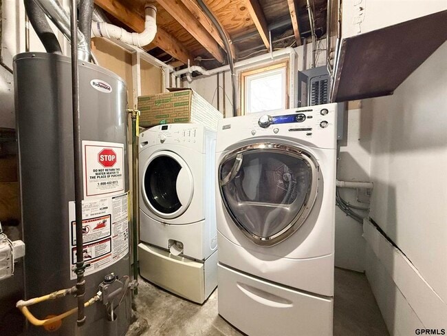 Building Photo - 9723 Ogden Cir