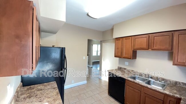 Building Photo - 4763 Dale Ave