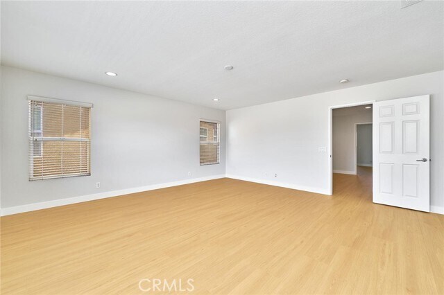 Building Photo - 40 Freeman Ln