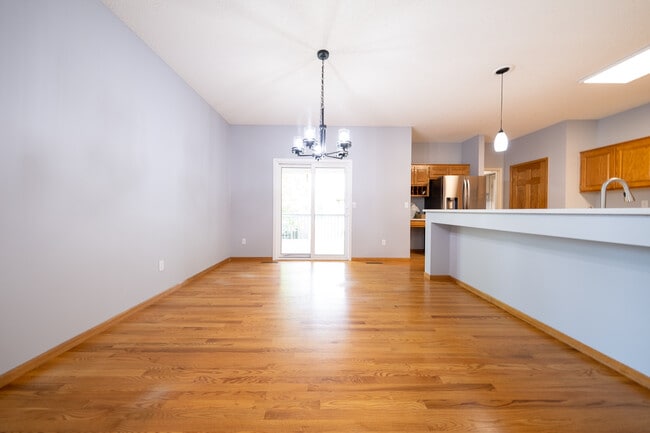 Building Photo - 16920 81st Pl N