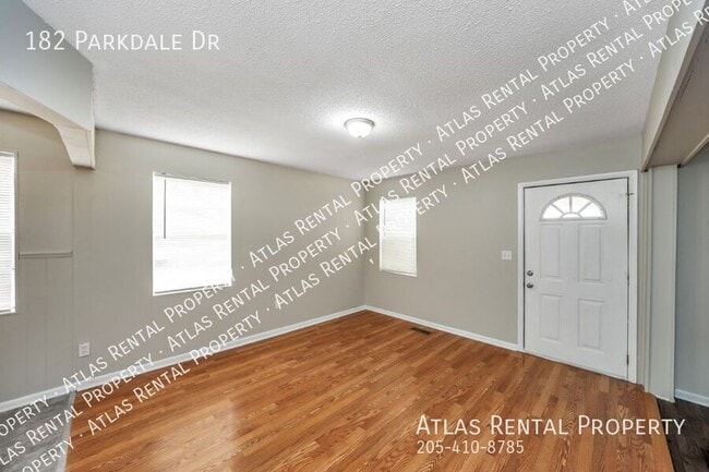Building Photo - 182 Parkdale Dr