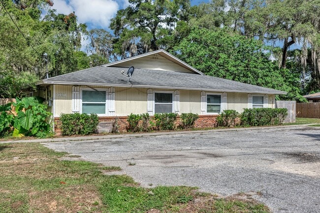 Building Photo - 3990 SE 17th Ct