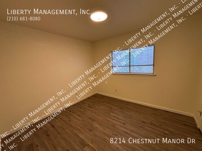 Building Photo - 8214 Chestnut Manor Dr