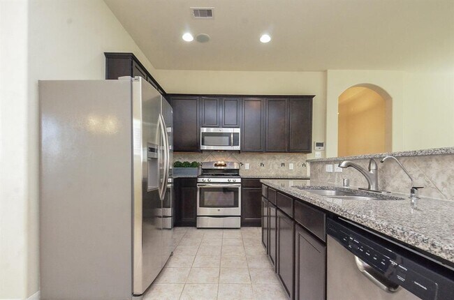 Building Photo - 21519 Crainfeld Dr