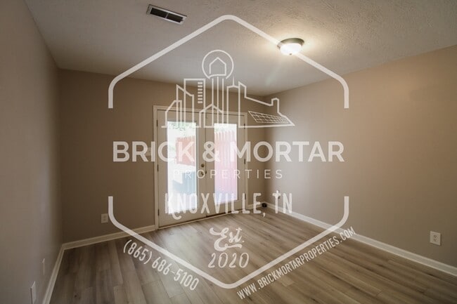 Building Photo - 8635 Constance Way
