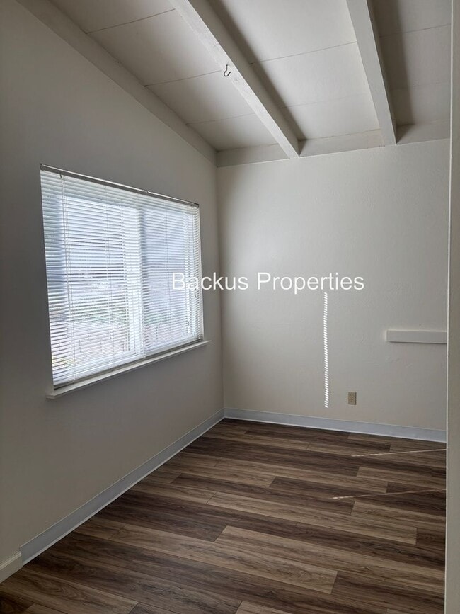 Building Photo - Close to Cannery Row- one bedroom unit in Monterey