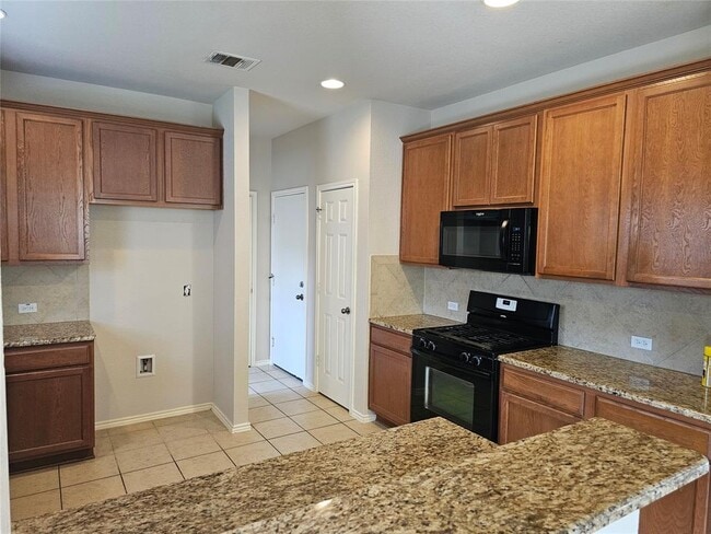 Building Photo - 10506 Wylie Dr