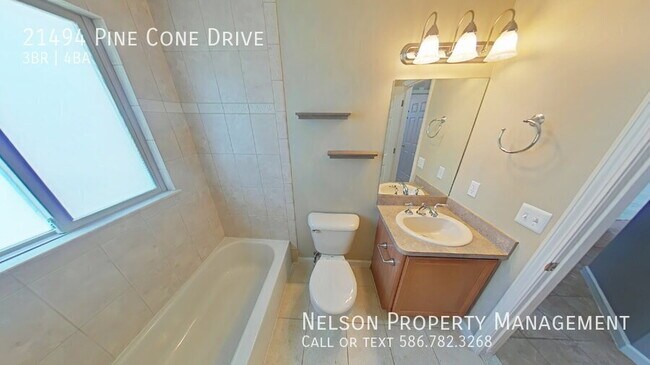 Building Photo - 21494 Pine Cone Dr