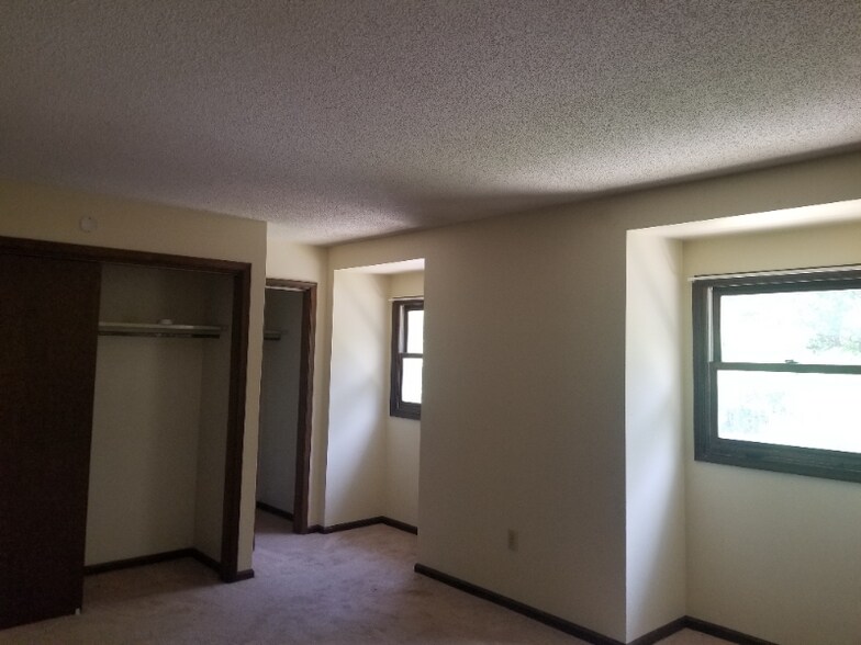 Building Photo - 3452 Key Ct