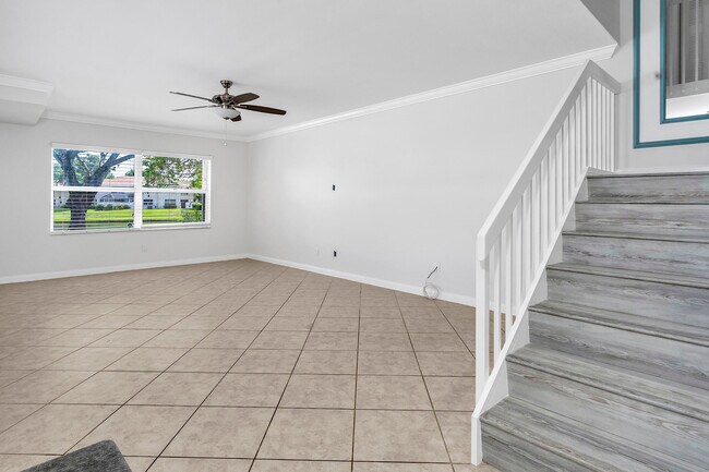 Building Photo - 8159 Andover Ct