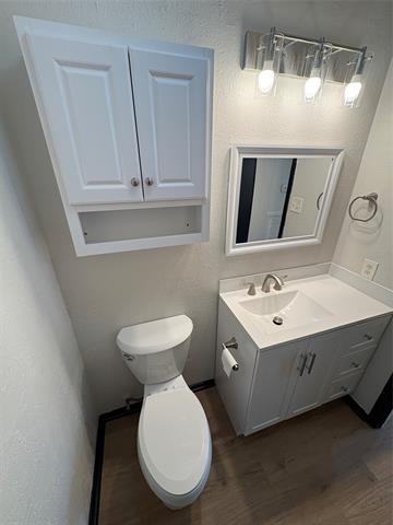 Building Photo - 900 N Austin St