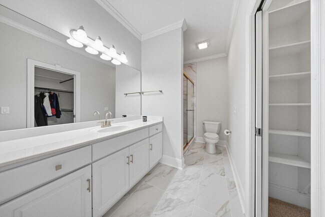 Building Photo - Princeton Hills Fully Furnished