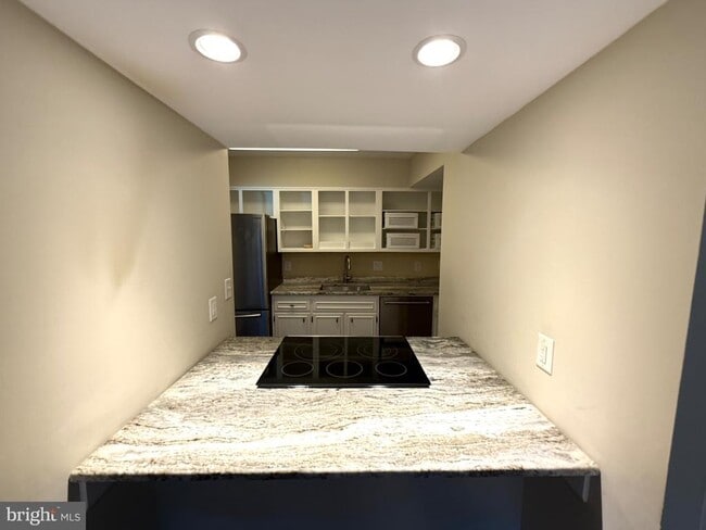Building Photo - 277 W Chelsea Cir