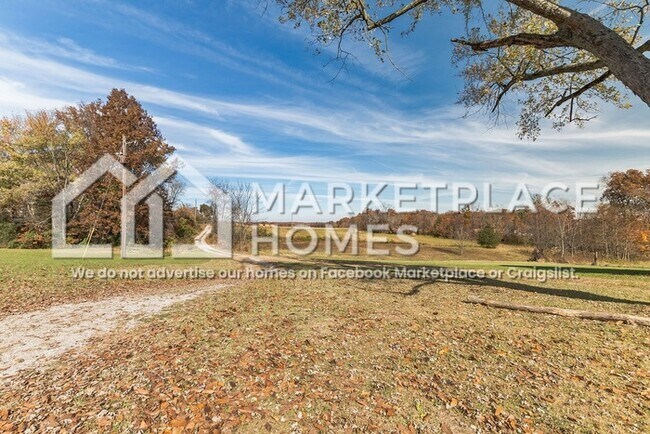 Building Photo - 5202 E State Rd 42