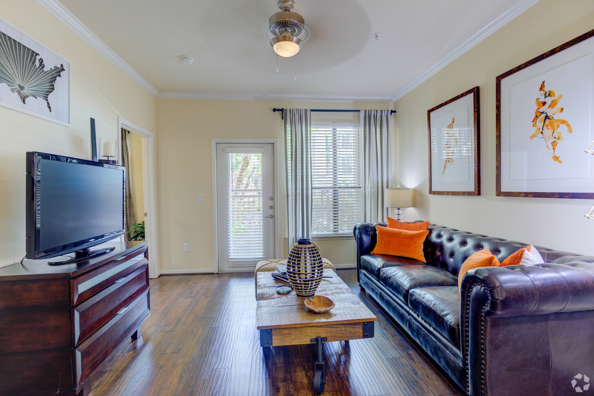 The Voss Apartments 7510 Burgoyne Rd Houston TX 77063 Apartment Finder