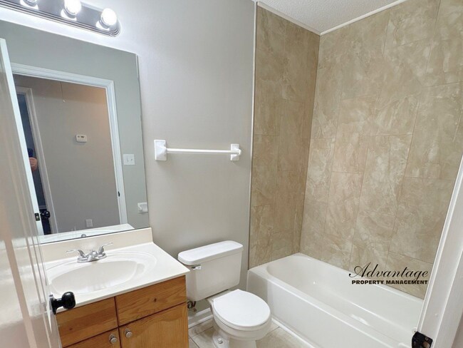 Building Photo - 6888 Wrigley Dr