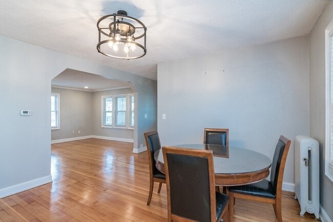 Building Photo - 30 Sunnymeade Ave