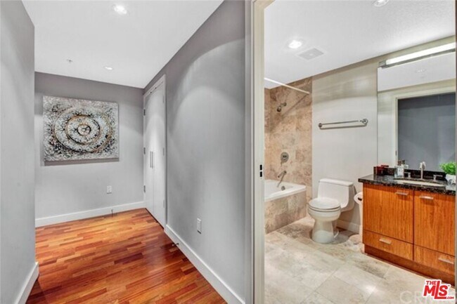 Building Photo - 3141 Michelson Dr
