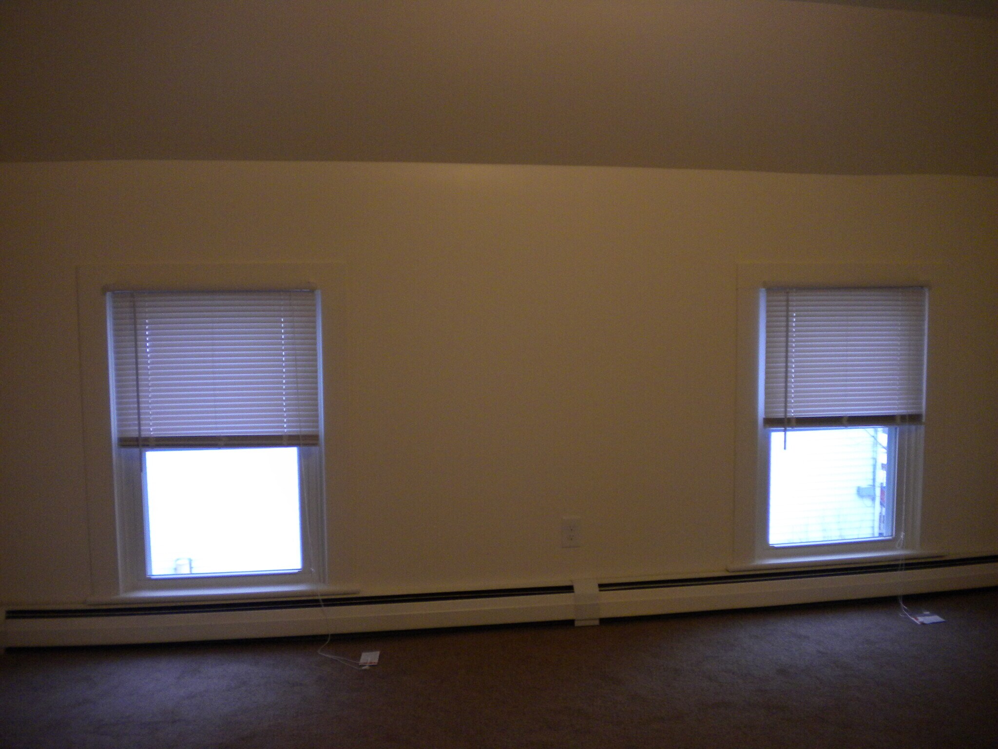 Building Photo - 254 Union St