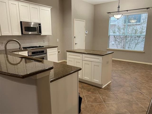 Building Photo - 9413 Woodhurst Dr