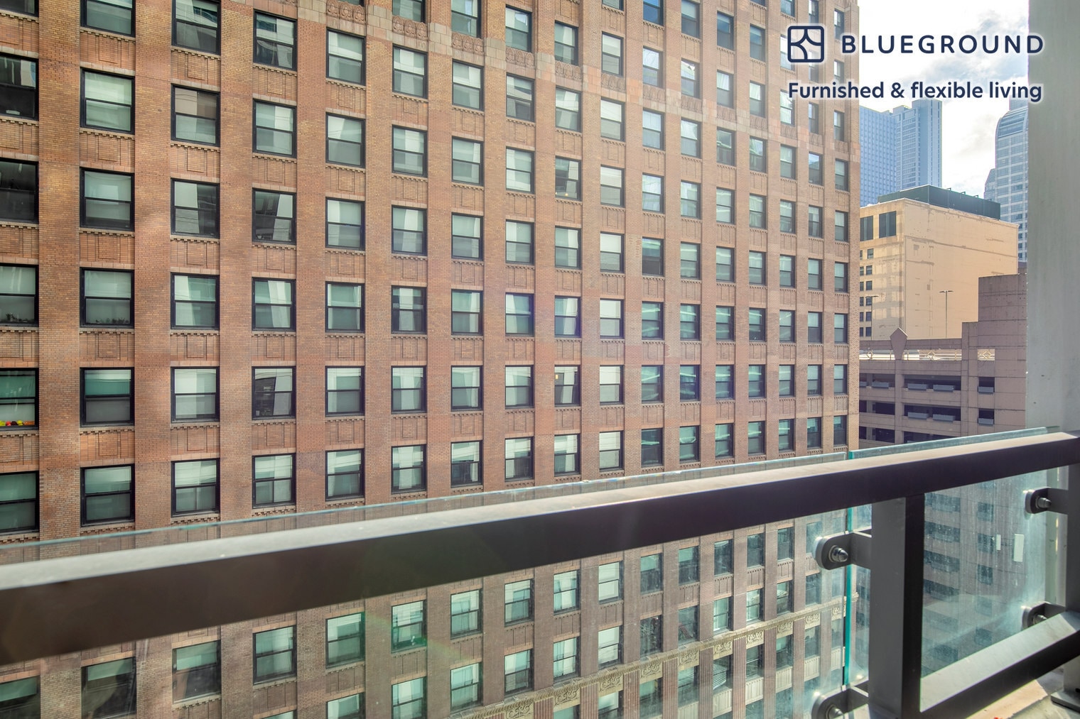 Building Photo - 210 N Wells St