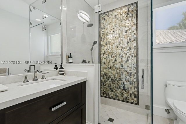Building Photo - 2627 Castilla